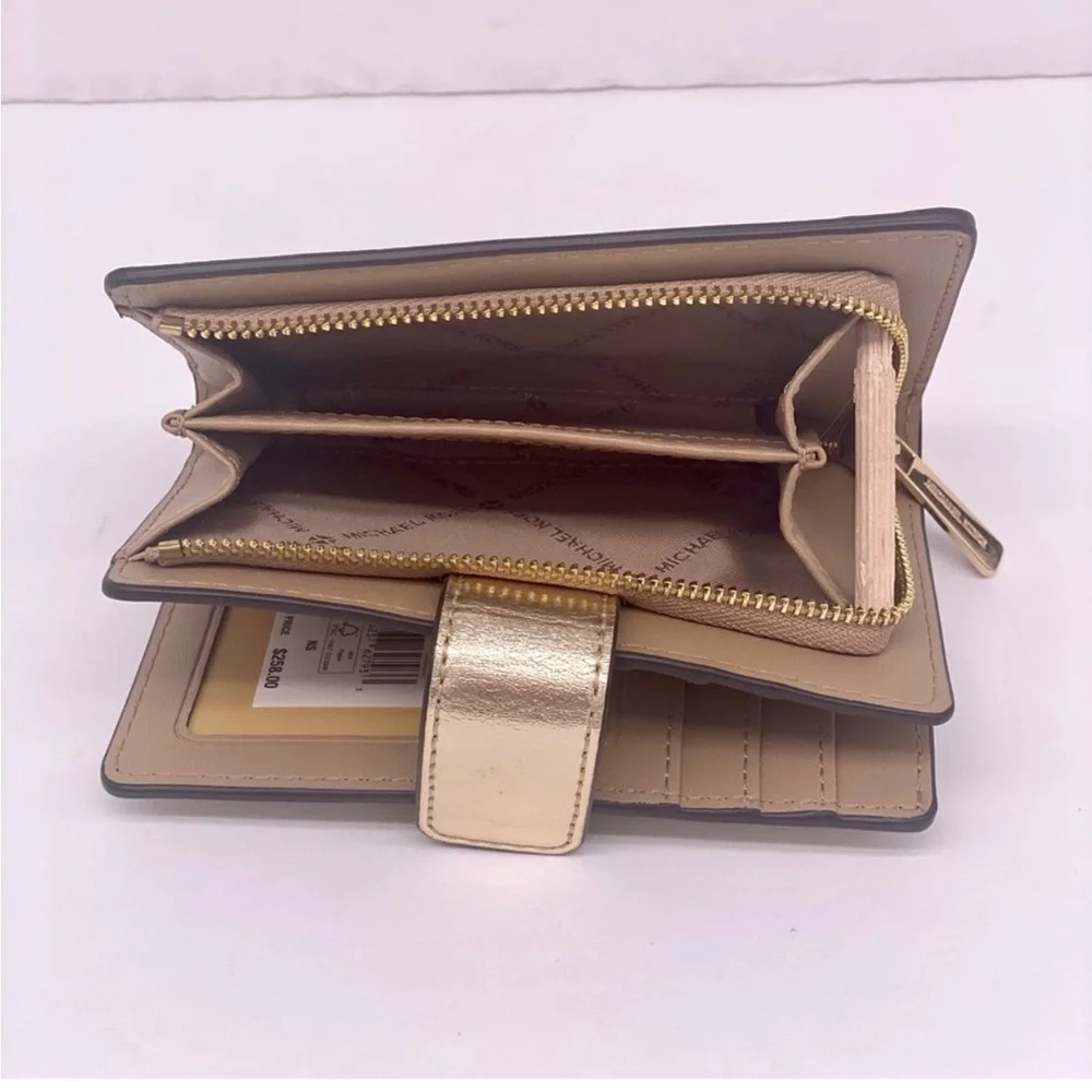 Michael Kors Gold Bifold Medium Wallet Pale Gold